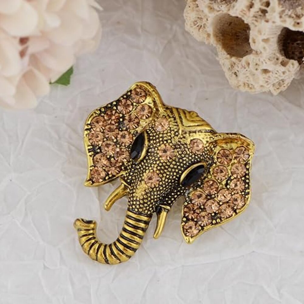 NWOT - Elephant Shining Rhinestones Brooch & 3D Floating Jewelry Display Case - Picture 2 of 6